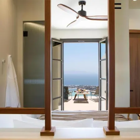 Elessa فندق Pýrgos