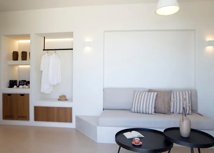 Elessa فندق Pýrgos