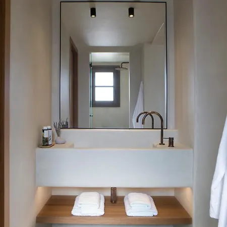 Отель Elessa Пиргос